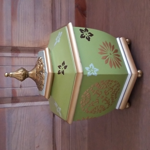 Raymond Waites for Toyo Decorative Footed Box - Picture 5 of 13